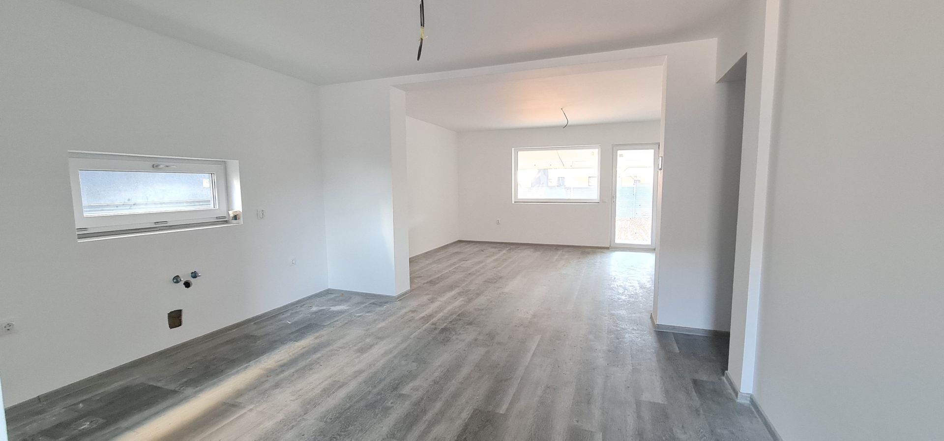 Casa finalizata intabulata in Cartier Izvor Tarlungeni Brasov - Poză 12