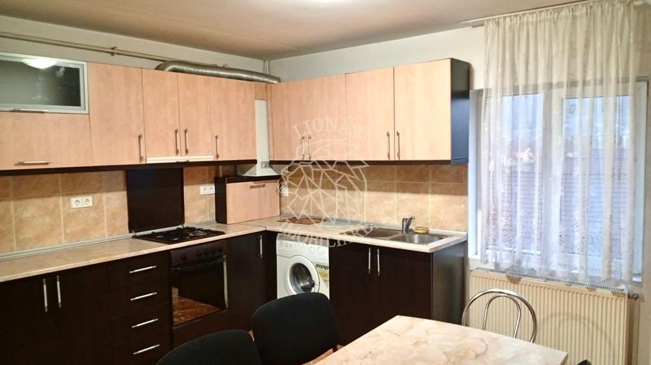 Apartament 4 camere 116 mp total-etaj 3-parcare-Calea Moldovei - Poză 1