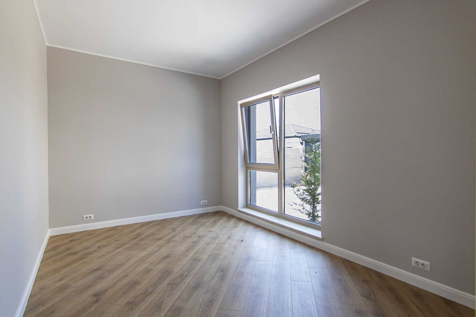 COMISION 0 % | CASA PREMIUM | 5 CAMERE | FINISATA LA CHEIE | OTOPENI - FERME | - Poză 10