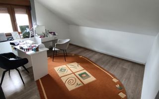 Casă de vânzare - Săsar - 4 dormitoare - teren 459 - garaj - Poză 8