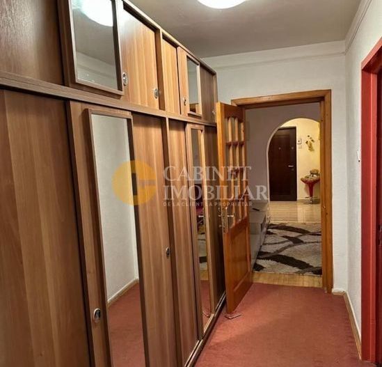Tatarasi 4 camere etaj 3/4 - 90mp - mobilat - GARAJ - Poză 3
