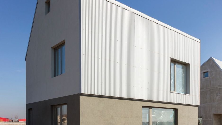 Casa P+1 – Finisaje la cheie, Zona Aeroport (langa Magnolia) - Poză 1