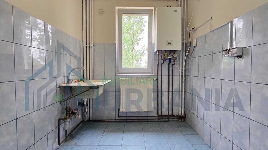 Apartament 2 camere, semidecomandat, 42 mp, etaj 2/4, zona Mircea cel Batran, Iasi - Poză 4