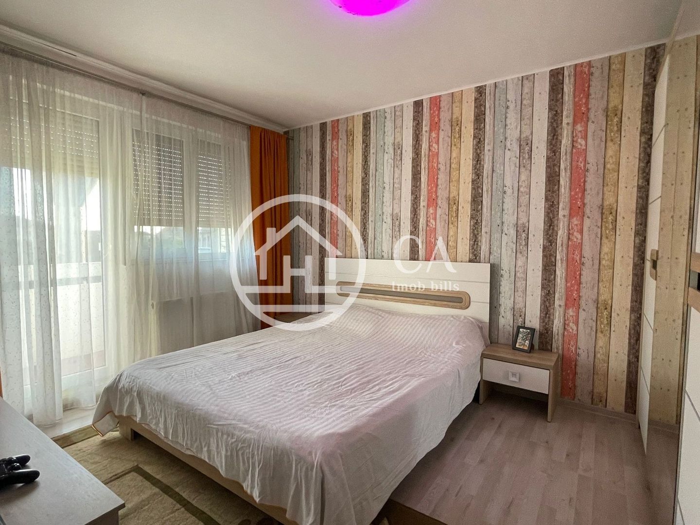 Apartament de vânzare cu 3 camere în zona Rogerius, Oradea - Poză 6