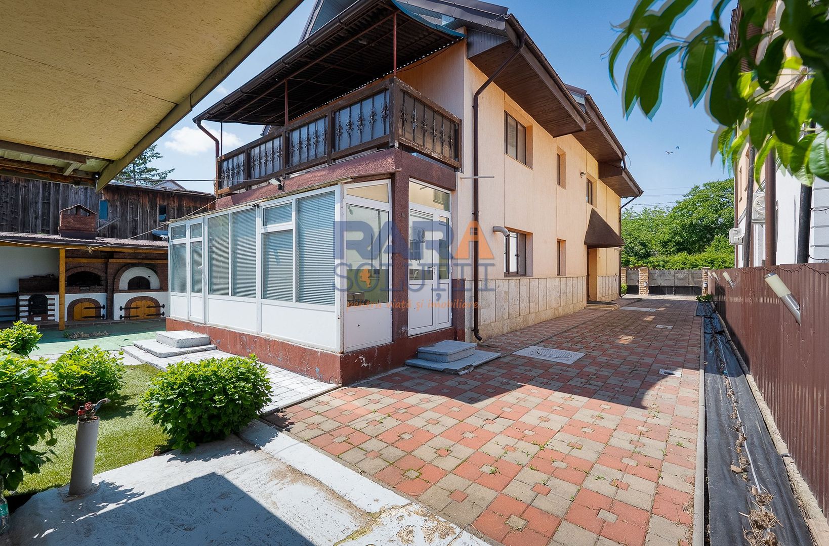 Vilă cu 3 dormitoare - zonă exclusivistă - Poză 1