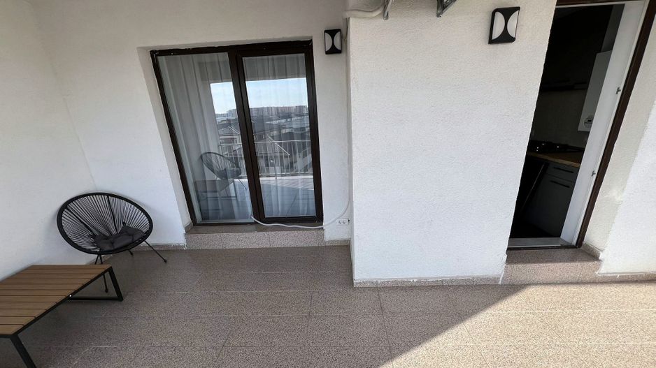 Apartament 2 camere cu terasă, parcare subterană, mobilat complet - Poză 3