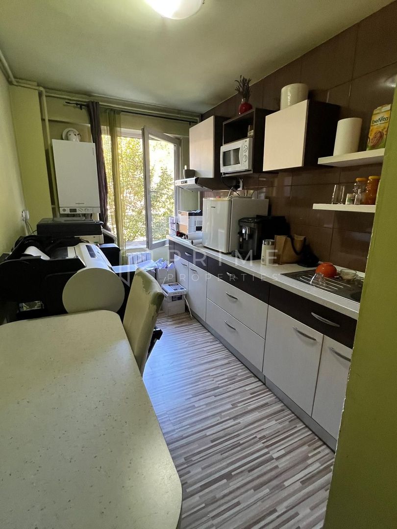 De vânzare apartament 3 camere, Bd. 1 Decembrie 1918, Cartier Tudor - Poză 4