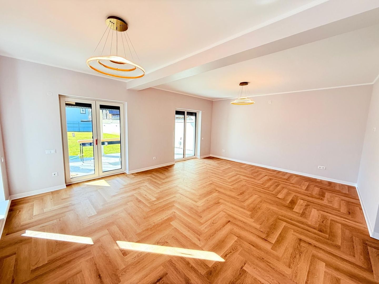Casă individuală premium de vânzare în Șelimbăr – 650 mp teren - Poză 8