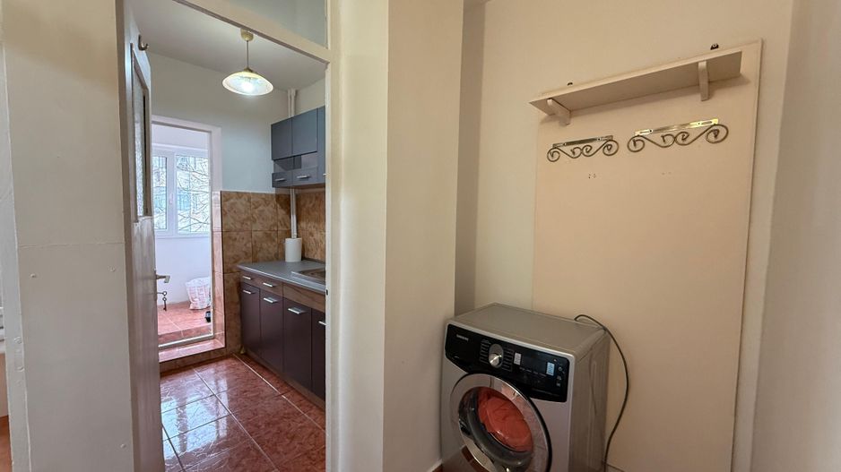 Chirie, apartament, 1 camera, 30 mp, Traian Lalescu Oradea. 250 E/lună - Poză 7