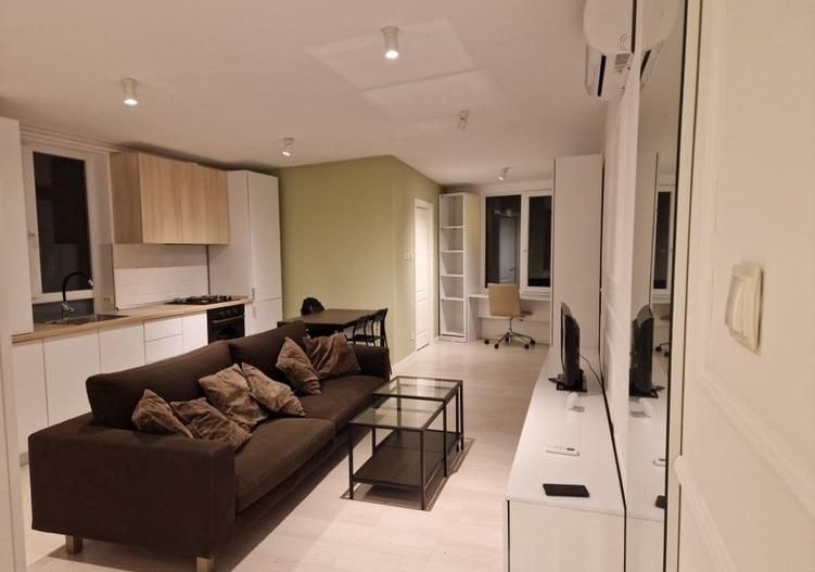 DE ÎNCHIRIAT: Apartament 2 camere – Design Modern – Zona Obor - Poză 1