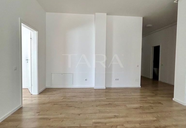 Apartament spațios cu 3 camere la parter înalt în zona Poligon Floreșt - Poză 7