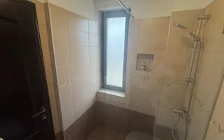 Casă 4 camere de inchiriat, carport, curte 180 mp - C. Arhitectilor - Poză 13