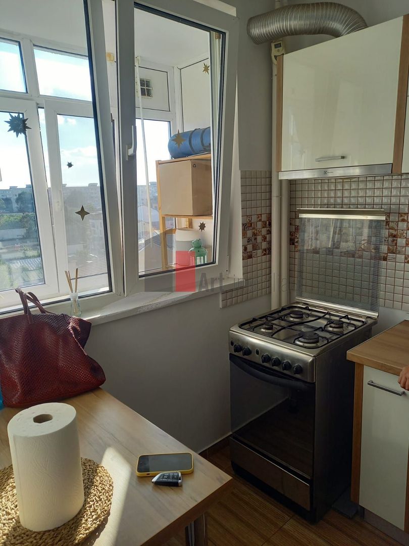 Apartament 2cam. semidecomandat - Poză 3