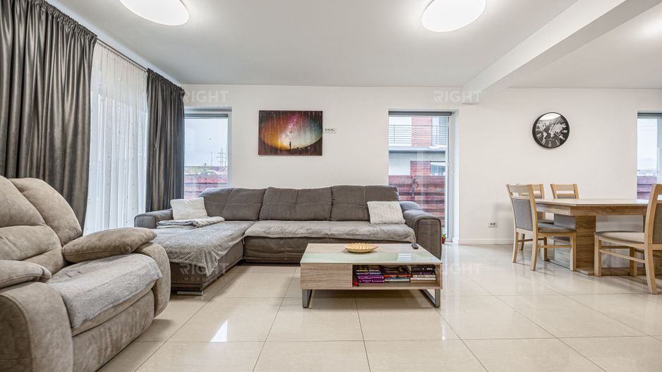 Casa superba | 4 camere | 523 m teren | zona ideala Sanpetru Brasov - Poză 4