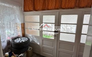 NECTORA IMOB Exclusivitate-Casa 5 camere, 2 bucatarii, 2300 mp teren - Poză 10