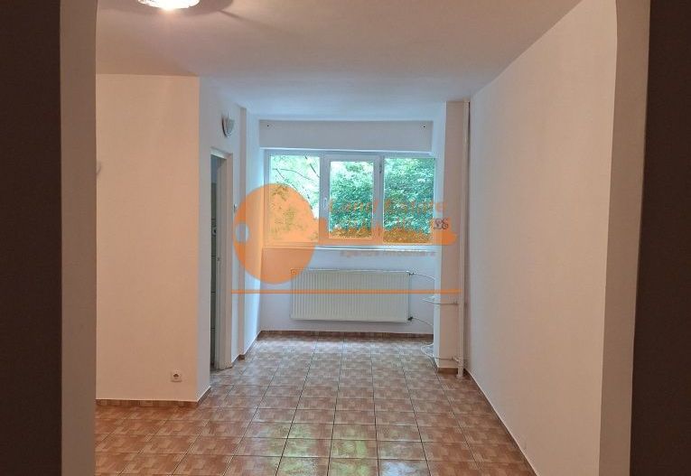 Garsoniera Gorjului ( 200 m metrou ) - Poză 3