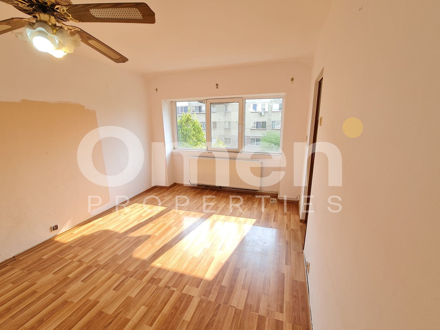 Se vinde garsonieră pe strada Luminișului în Baia Mare - Poză 1