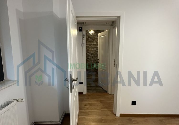 Spațiu comercial/birou ultracentral – Piața Unirii, Bloc Tarom – 50 mp – Parcare cu barieră - Poză 5