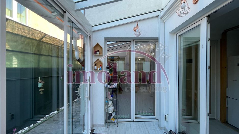 Vanzare vila 72 mp cu wintergarden | cartier case Jandarmeriei, padurea Baneasa - Poză 9