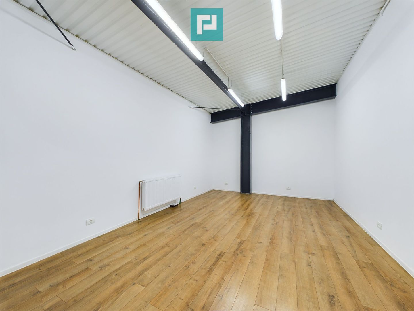 Spațiu Logistic la Autostrada A1 - Poză 18