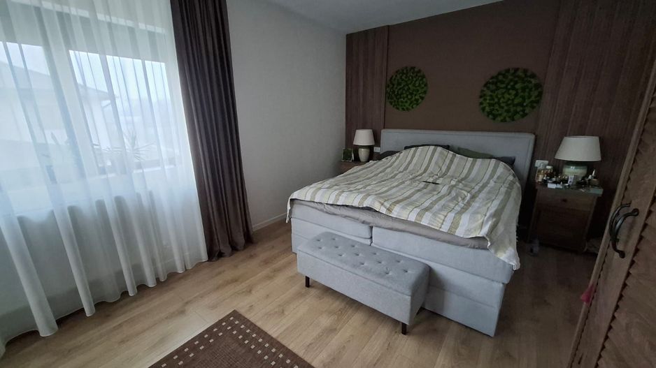 Casa in cartier exclusivist - Poză 6