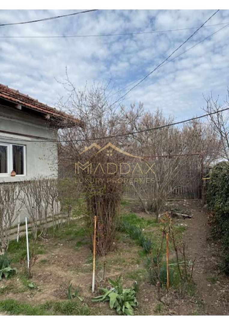 Teren intravilan 4.803 mp cu casă și anexe – Drăgășani, zona viticolă - Poză 2