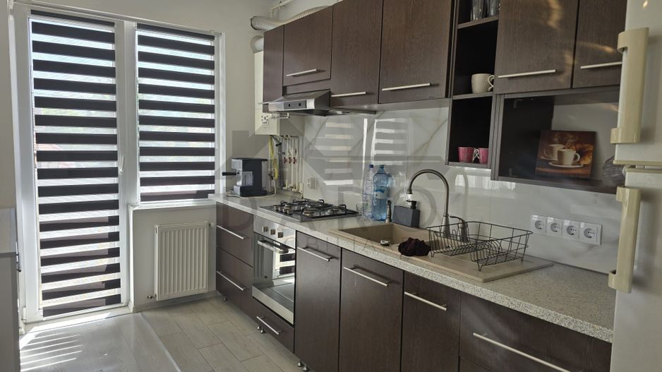Inchiriez apartament 2 camere - Poză 2