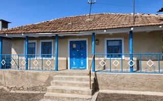 Casă în Grătiesti 8.5 ari  2 case + garaj - Poză 2