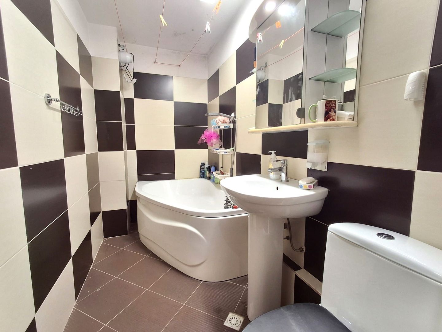 De Vanzare Apartament cu 3 camere  Mall Vitan imobil constr 1985-1990 - Poză 14