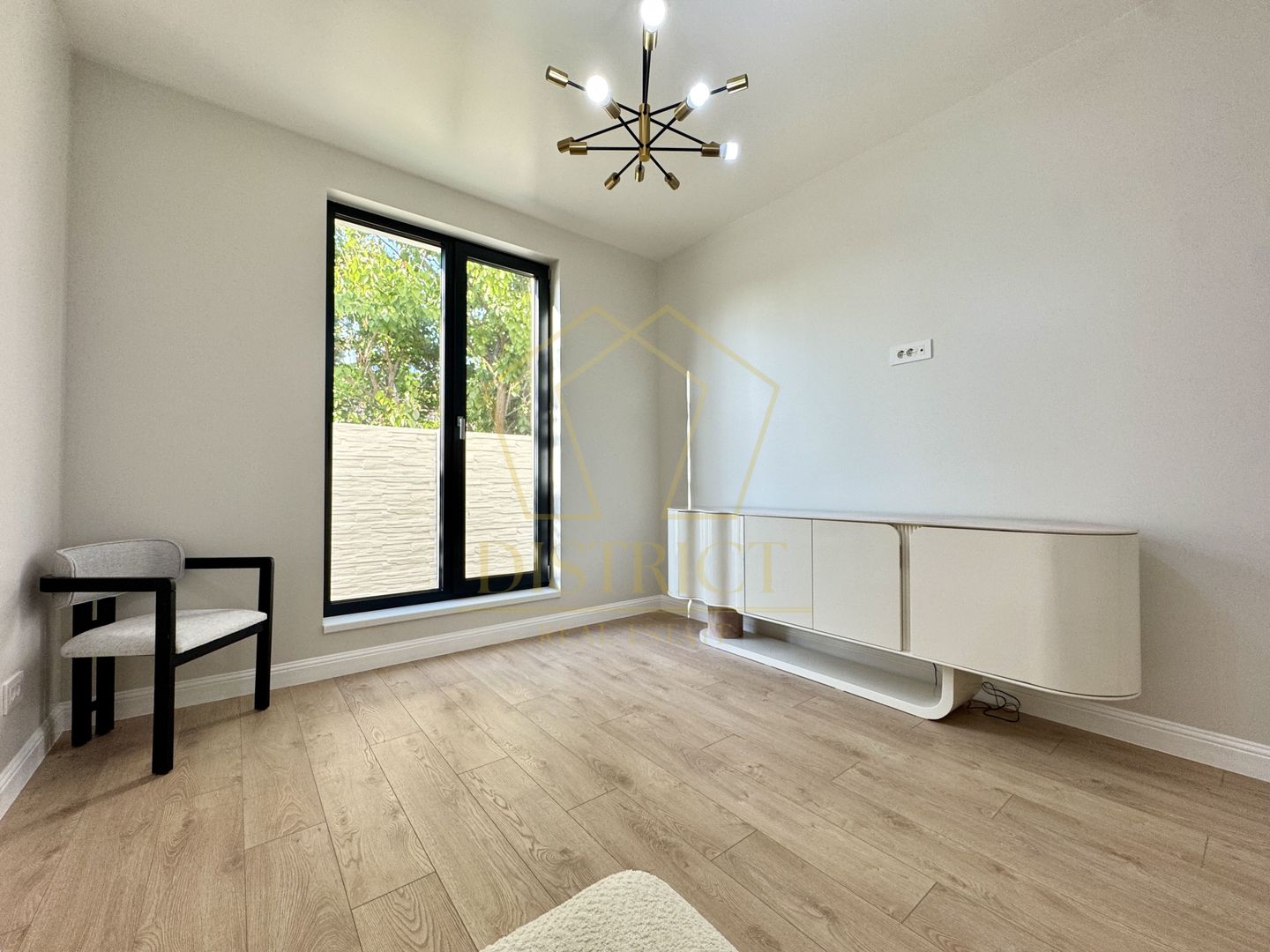 Casa individuala superba cu 4 camere, garaj | Sacalaz - Poză 13