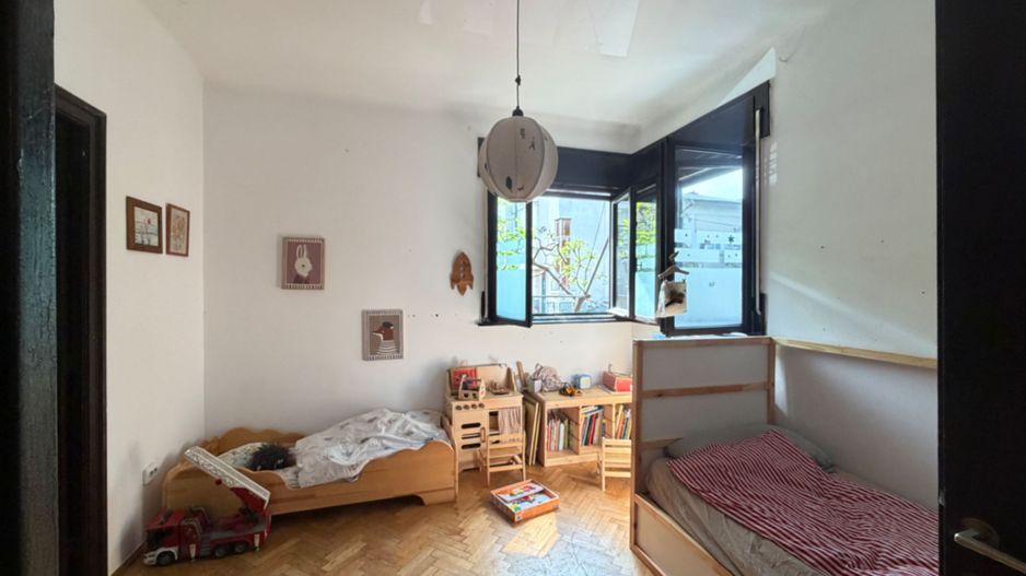 4 camere parter in vila - 2 apartamente in vila Pta Alba Iulia-Basarab - Poză 2