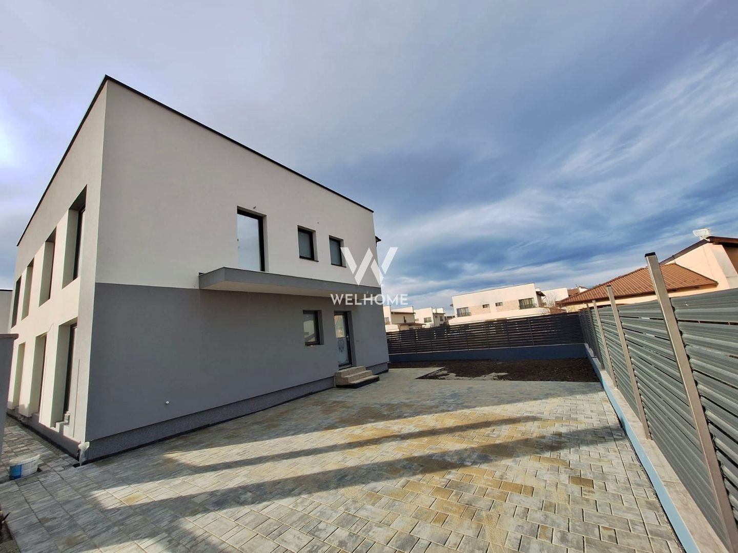 Casa nouă cu 4 camere și curte generoasă – Șelimbăr Triajului - Poză 2