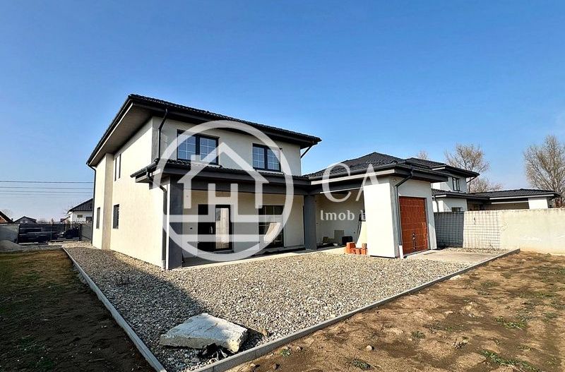 Casă de vânzare P+E cu 4 camere în zona Nufărul, Oradea - Poză 3