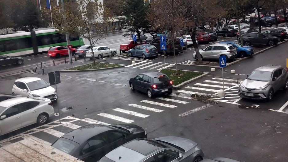 De inchiriat apartament cu 2 camere , Metrou Brancoveanu sector4 - Poză 7