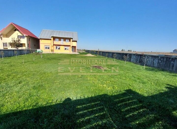 De vânzare casa P+M în Brehuiesti, pozitionata la strada principala - Poză 5