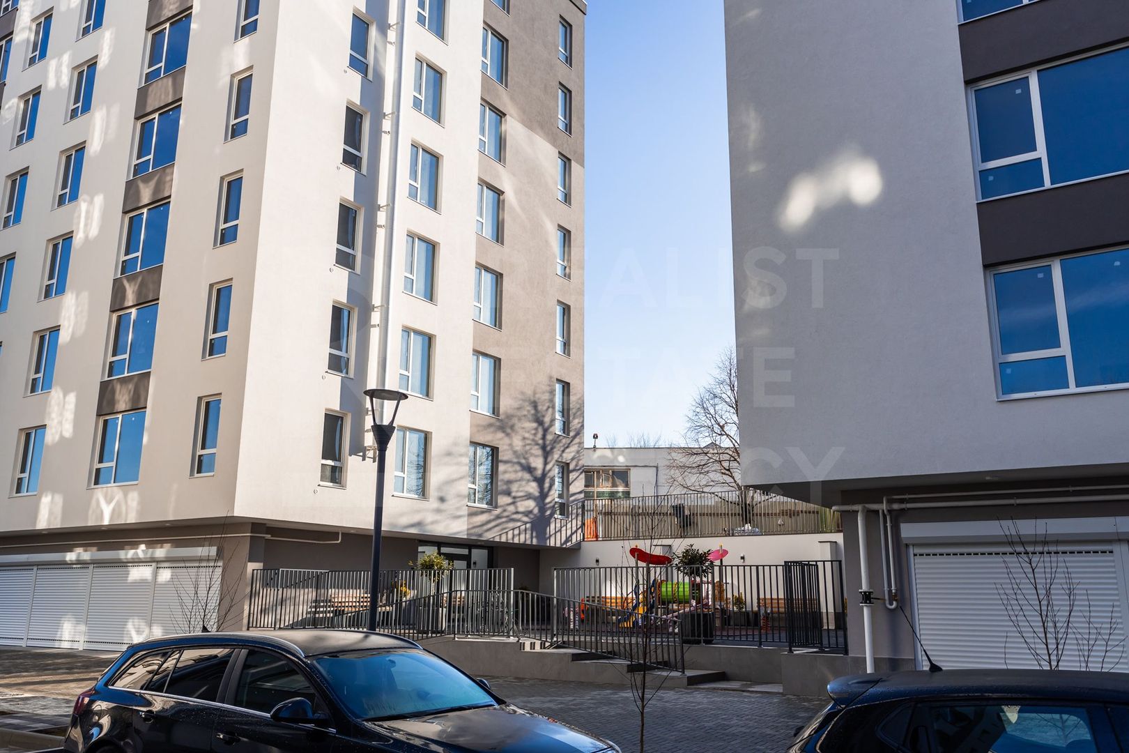 Vânzare, apartament, 2 odăi + living, bd. Cuza Vodă, Botanica - Poză 2