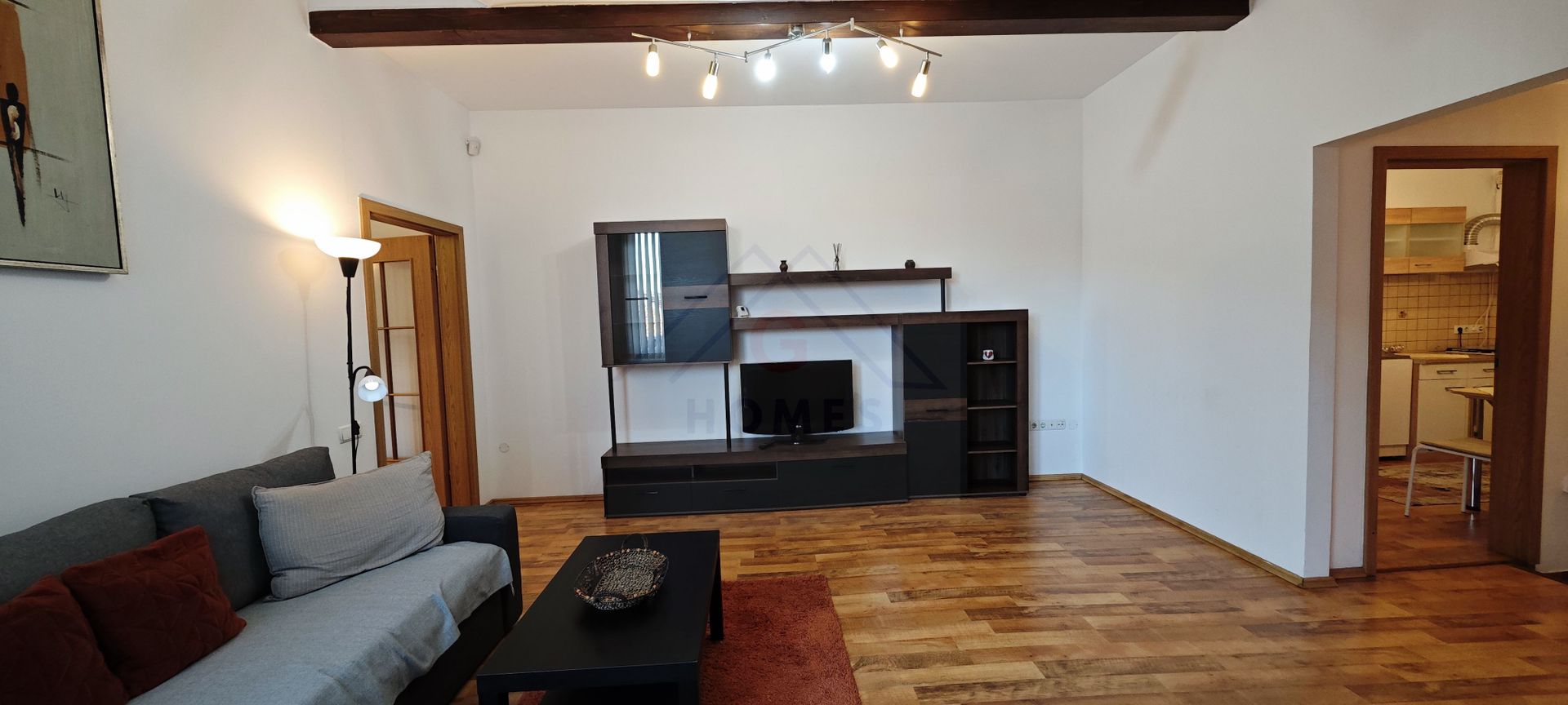 Apartament la casa,  aproape de 700! - Poză 13