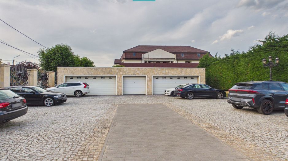 Proprietate Exclusivistă de Închiriat - Poză 33