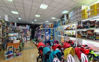 Spatiu comercial / showroom -560 mp - Poză 5