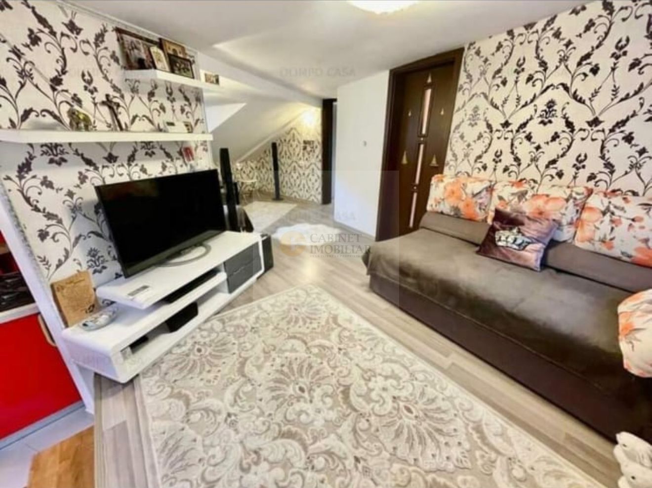 3 camere | Renovat | Bloc fără risc | Zona unirii | Aproape Metrou - Poză 1