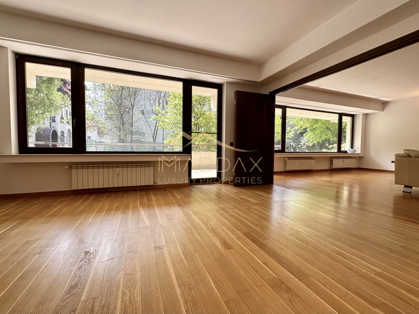 Apartament cu 4 camere 250mp* 2 parcări subterane / Dorobanti-Capitale - Poză 16