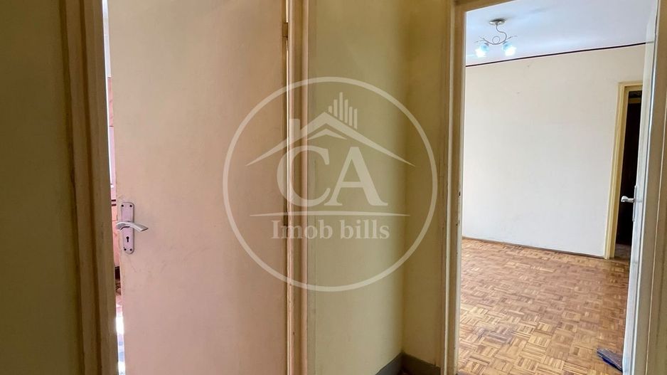 Apartament de vânzare cu 2 camere în zona Rogerius, Oradea - Poză 9
