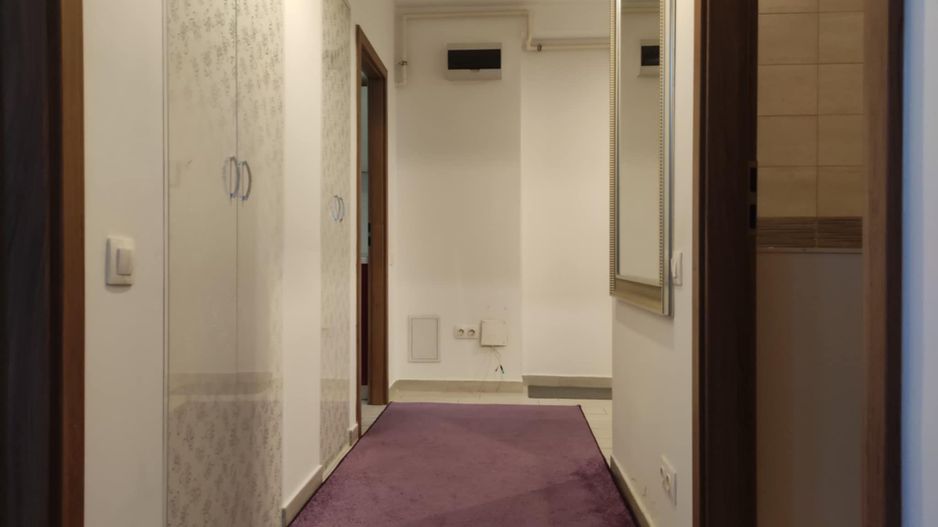 Inchiriem apartament 2 camere spatios intr-un bloc tip vila zona Tractorul - Poză 8