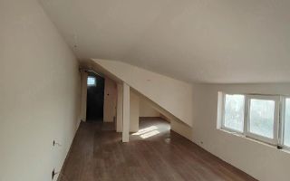 apartament cu 2 camere+mansardă - Poză 6