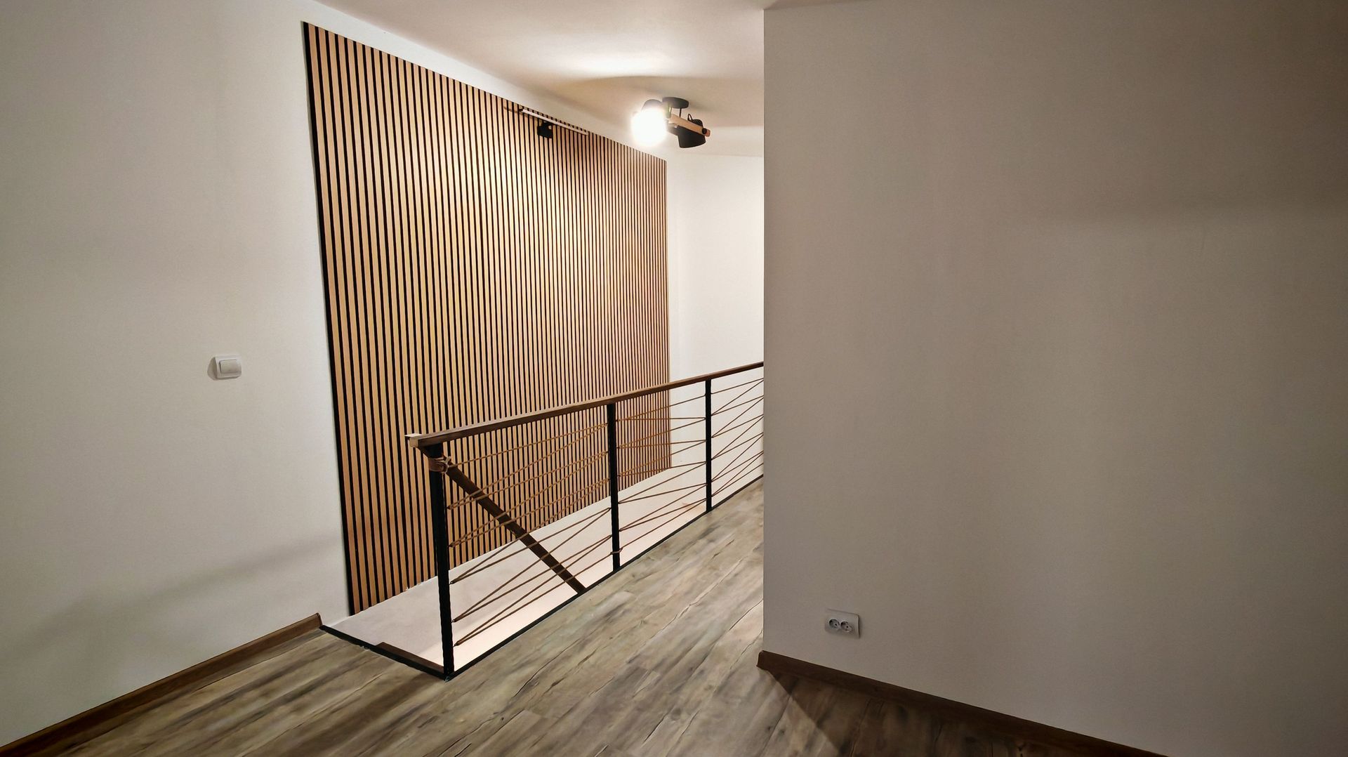 Corp de casa P+M 4 camere , Racadau Carpatilor -LIDL- ,curte comuna. - Poză 49