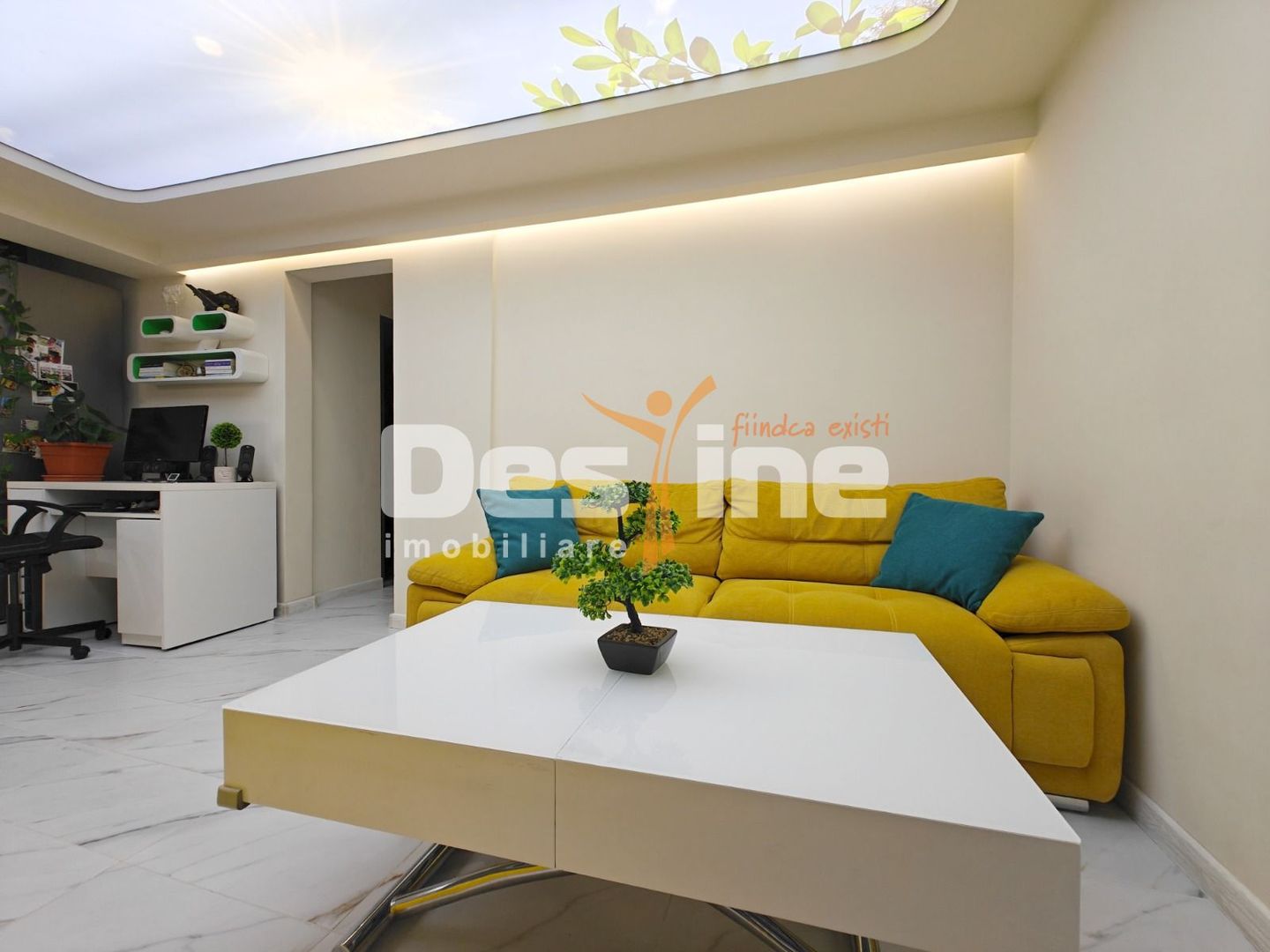 Apartament Superb  3 camere PLopeni 52.86 mp! - Poză 1