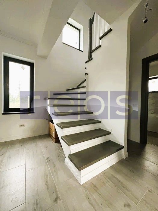 VILA DE VANZARE CORBEANCA | LOTURI | CASE - Poză 2