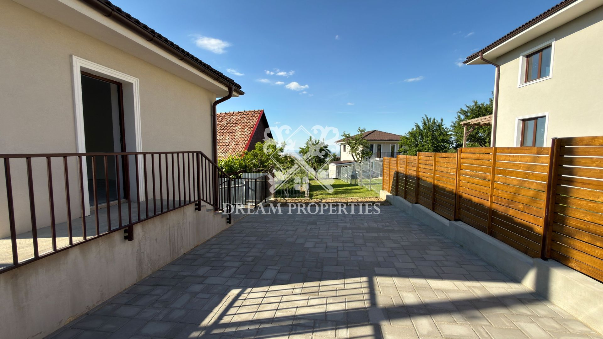 Casa individuala de vanzare, teren 219 mp, zona Partia Feleacu - Poză 2