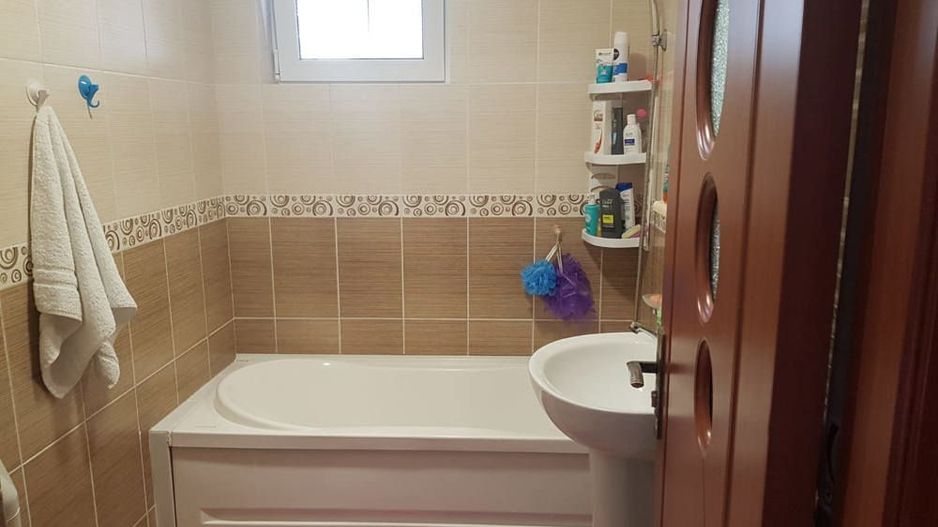 Proprietar vind apartament 4 camere sector 2 București - Poză 3