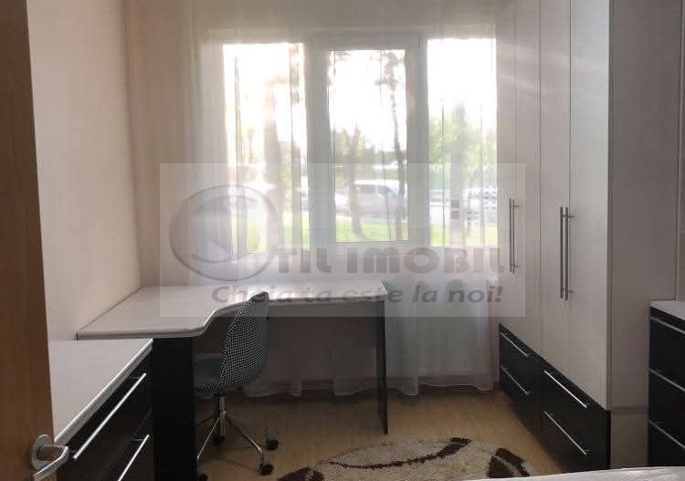 Podu Ros - Apartament 2 camere decomandat - Locuinta sau Cabinet ! - Poză 3